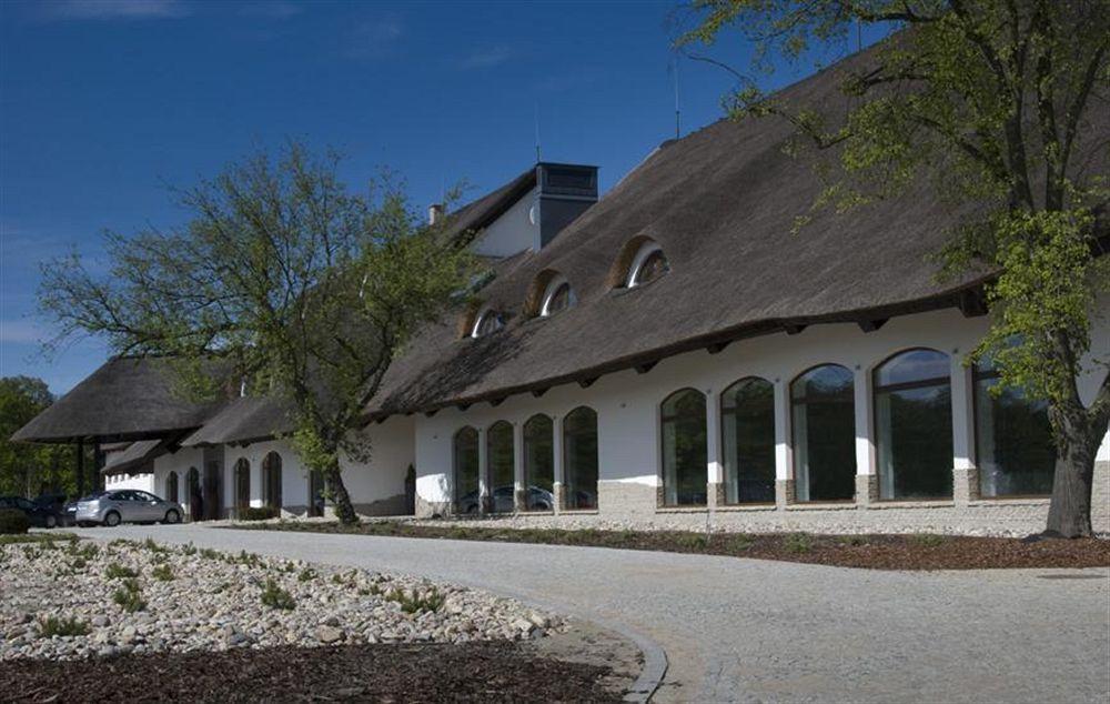 Hotel Remes Opalenica Dış mekan fotoğraf
