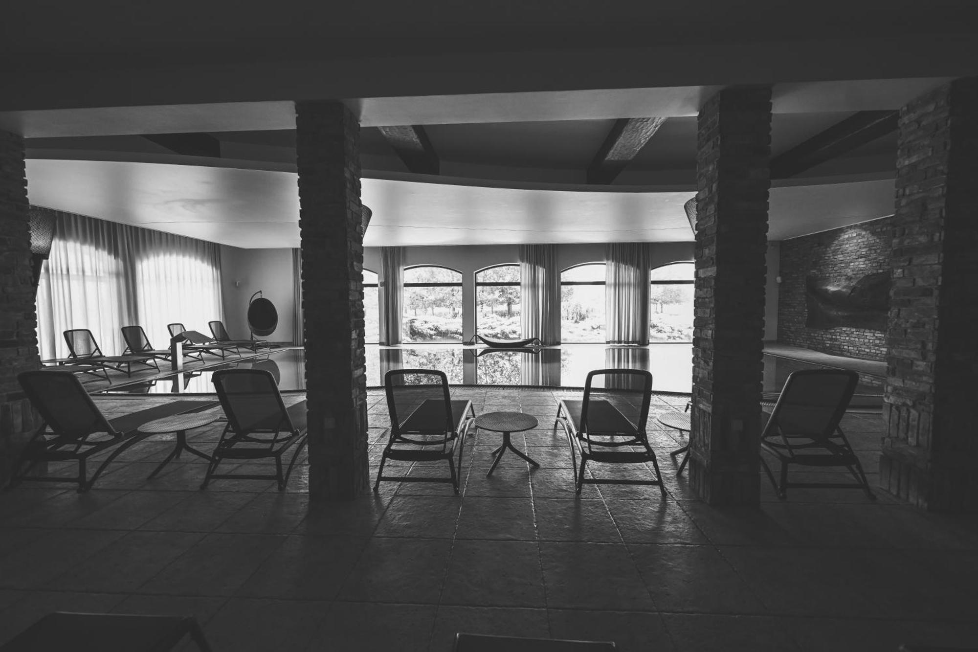 Hotel Remes Opalenica Dış mekan fotoğraf