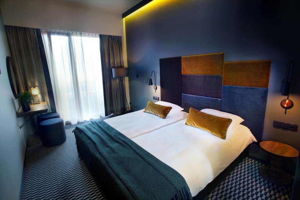 Hotel Remes Opalenica Dış mekan fotoğraf