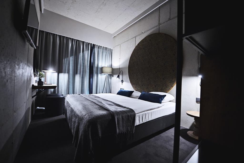 Hotel Remes Opalenica Dış mekan fotoğraf
