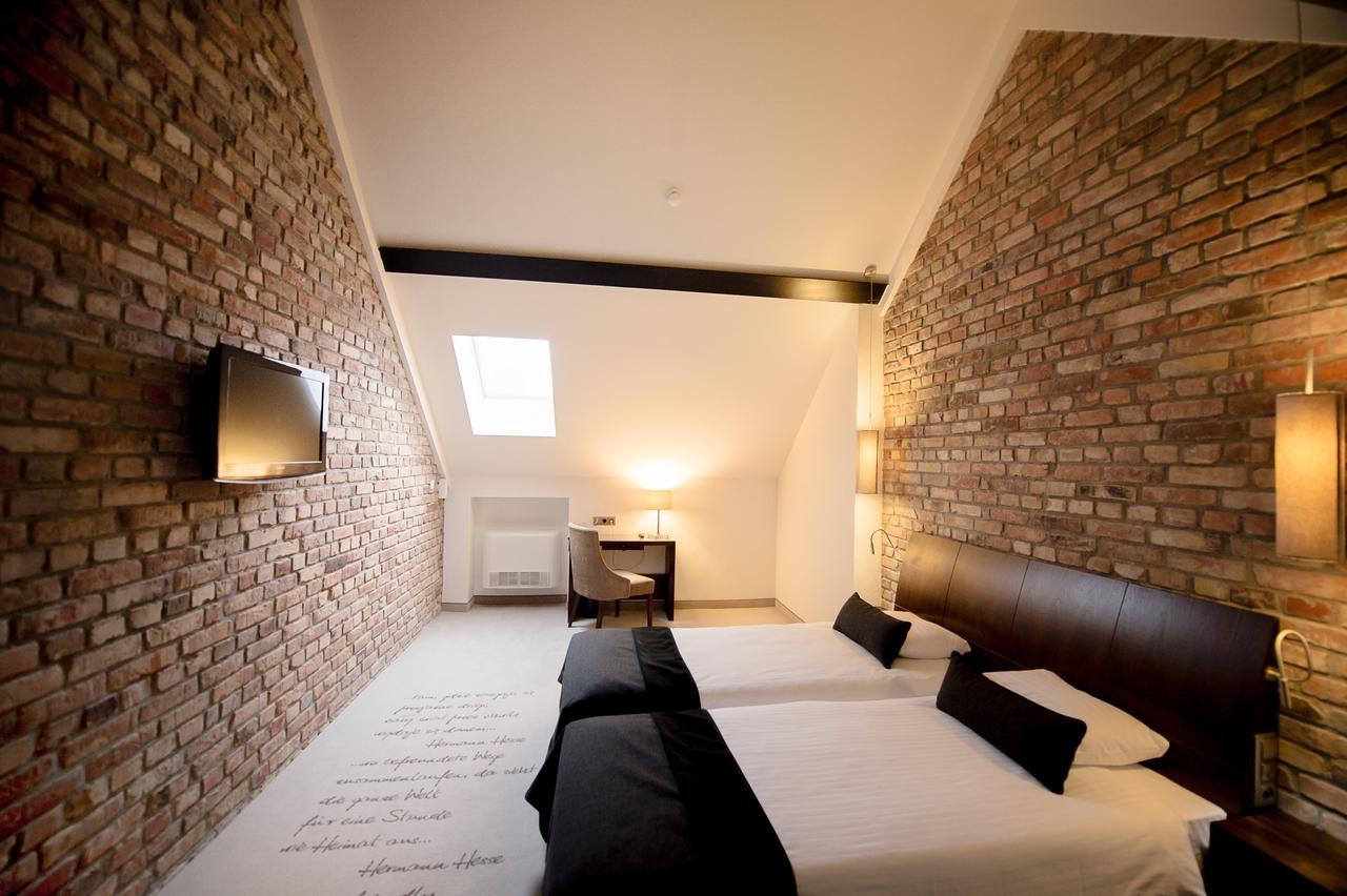 Hotel Remes Opalenica Dış mekan fotoğraf