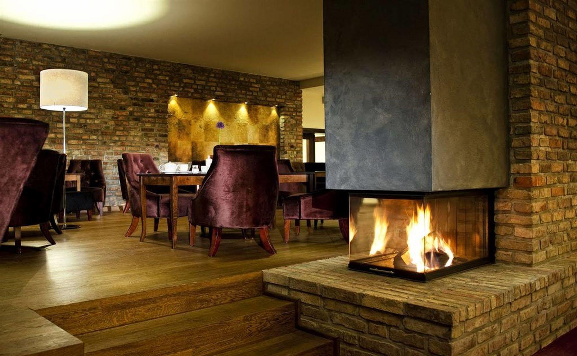 Hotel Remes Opalenica Dış mekan fotoğraf